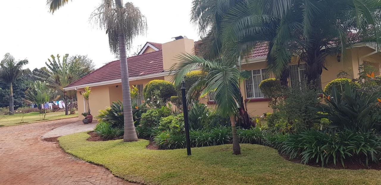 Palm Villa 哈拉雷 外观 照片